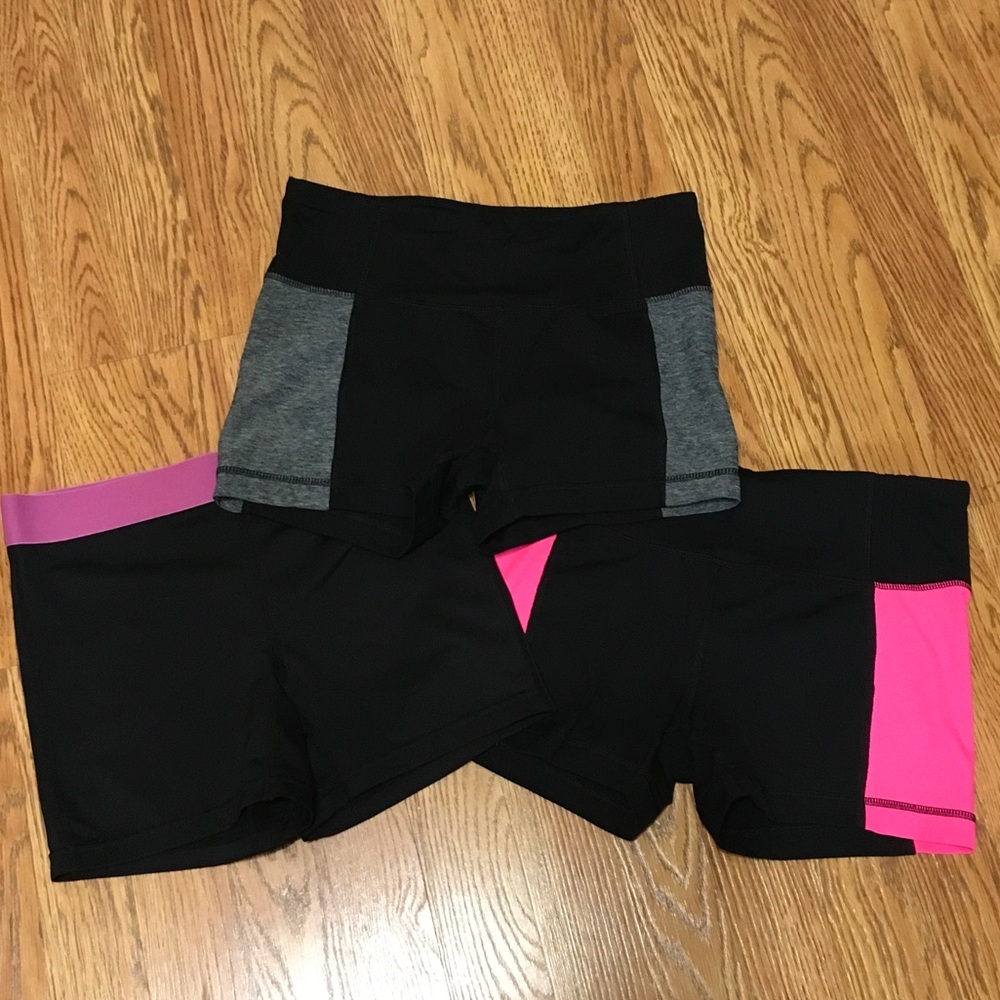 Women's Athletic Shorts in Black and Pink (Lot Small)